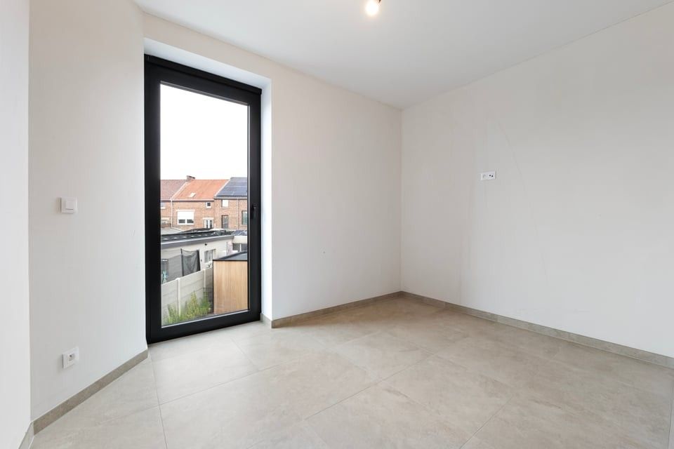 2-SLP APPARTEMENT OP 1STE VERDIEP MET RUIM TERRAS foto 22