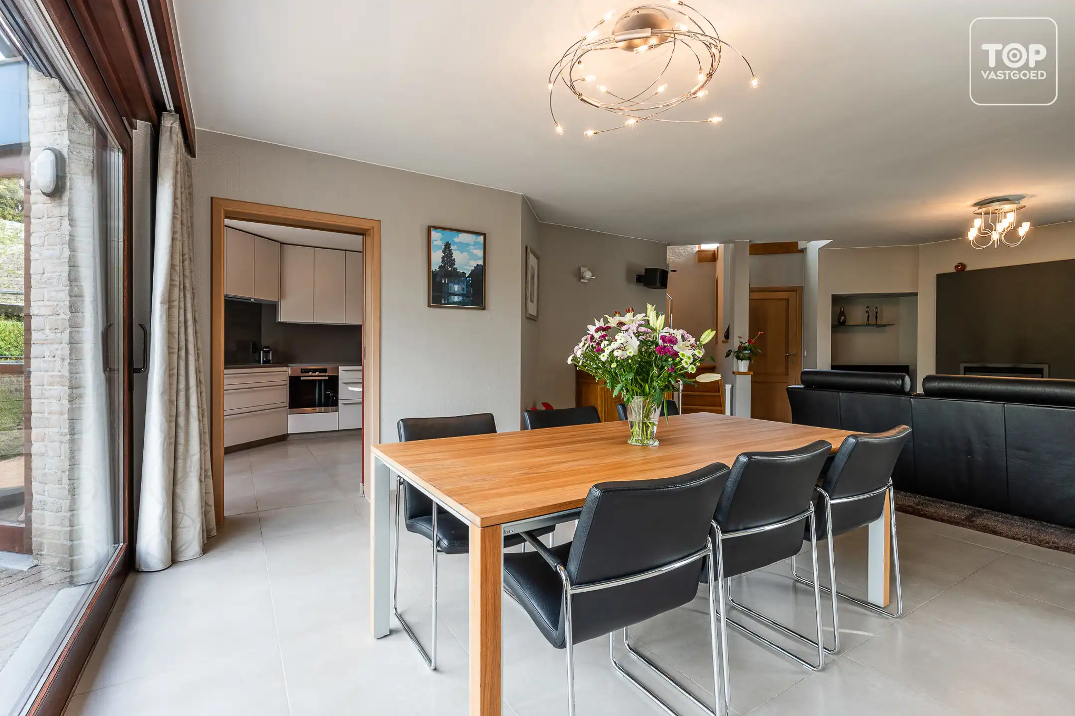 Instapklare open bebouwing op een perceel van 926m².  foto 9