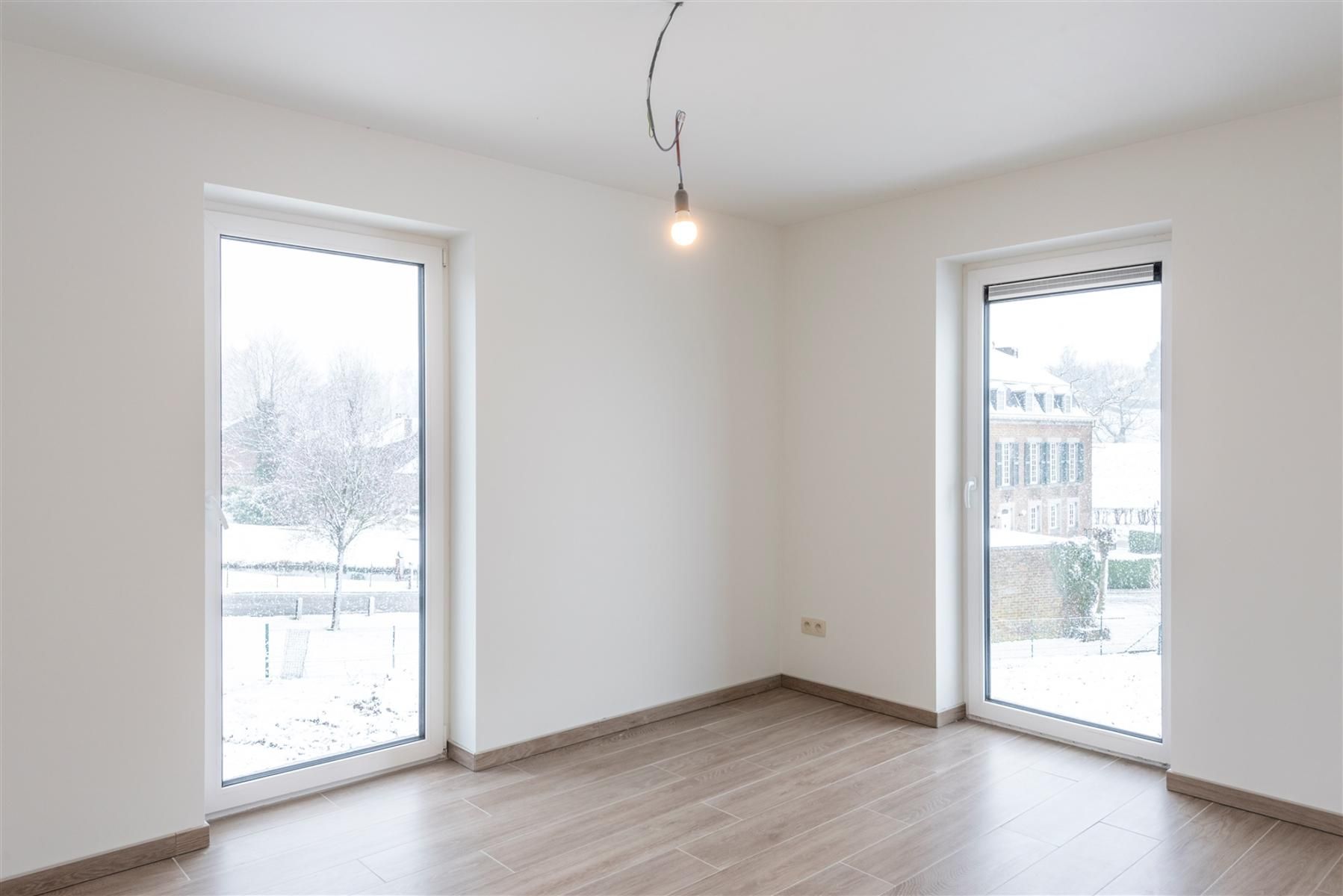 Energiezuinige woning met inpandige garage.  foto 14