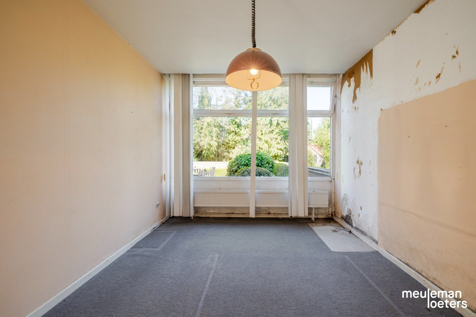 Te renoveren bungalow op fantastische ligging foto 10