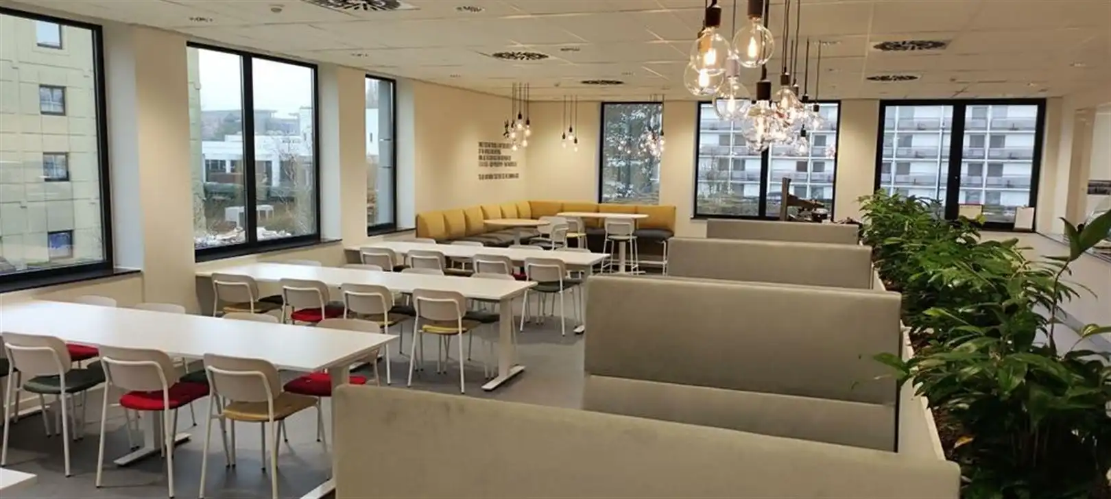 Focus Office Building, strategische ligging, 576m² en 1340m² foto 6