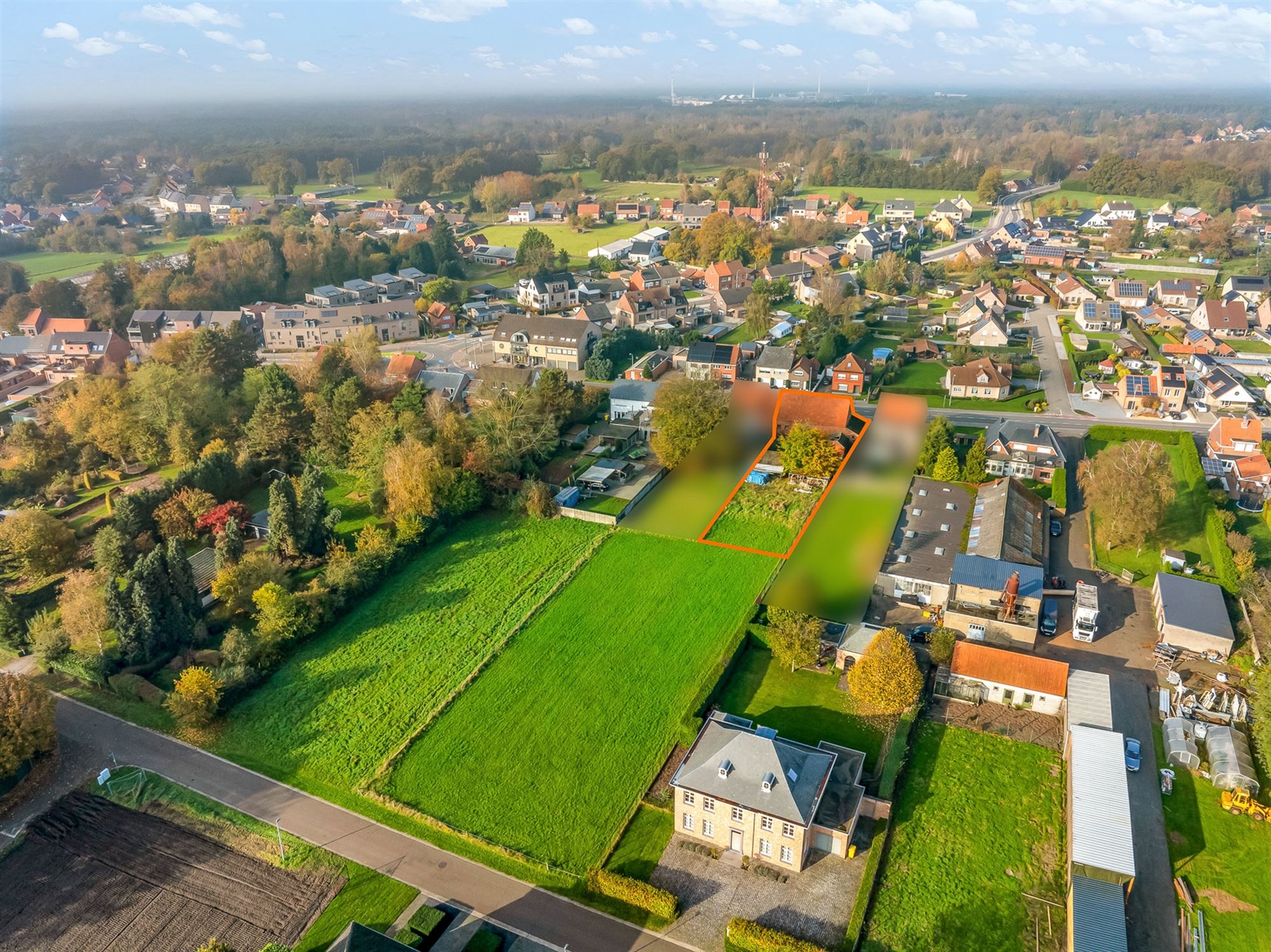 ZUIDGERICHTE BOUWGROND 15M GEVELBREEDTE MOGELIJK! foto {{pictureIndex}}