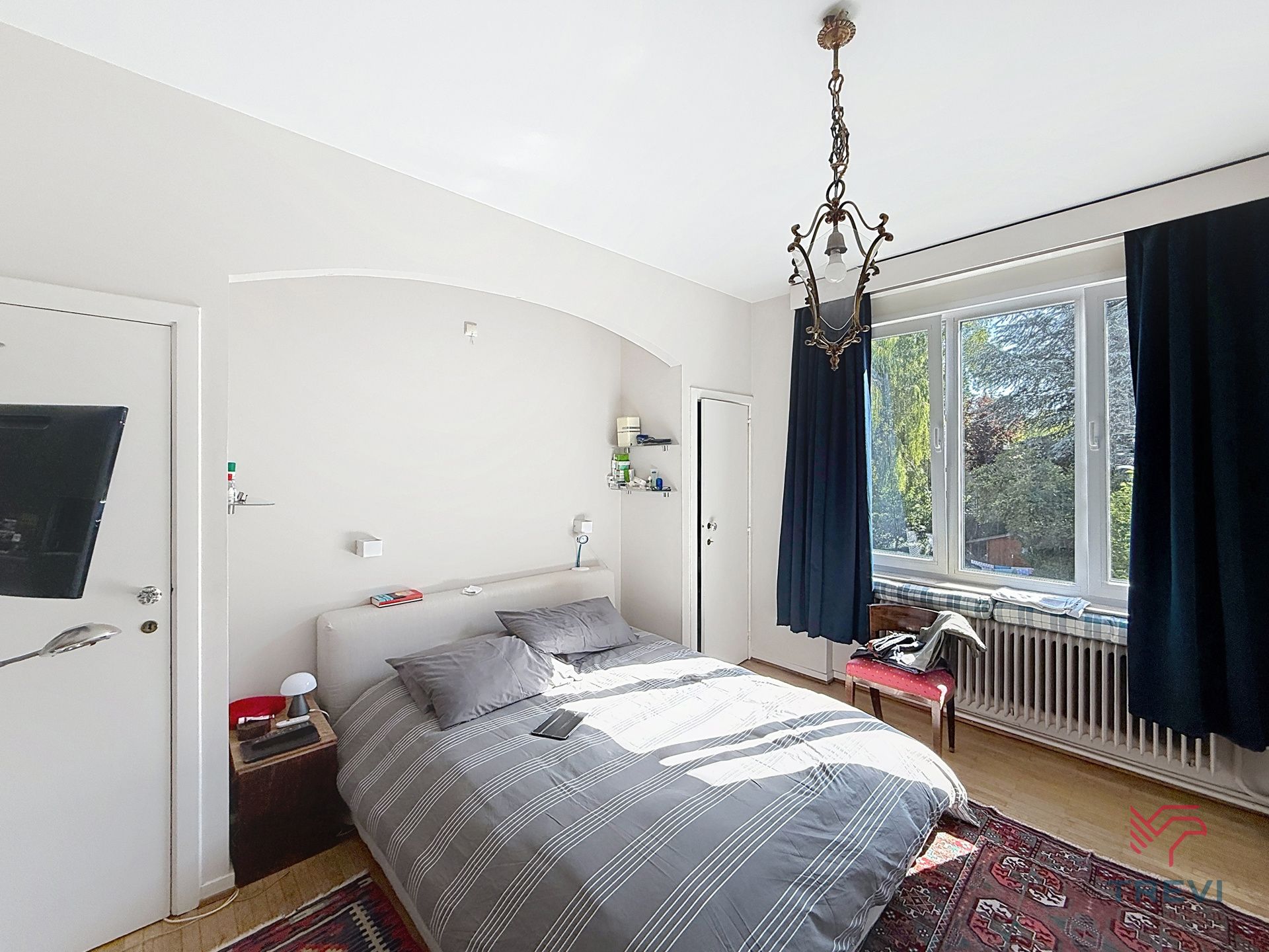 Eengezinswoning met 4 slaapkamers + kantoor en tuin! foto 15