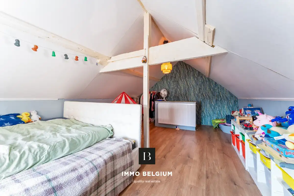 Gerenoveerde woning nabij het strand van de Vosseslag foto 14
