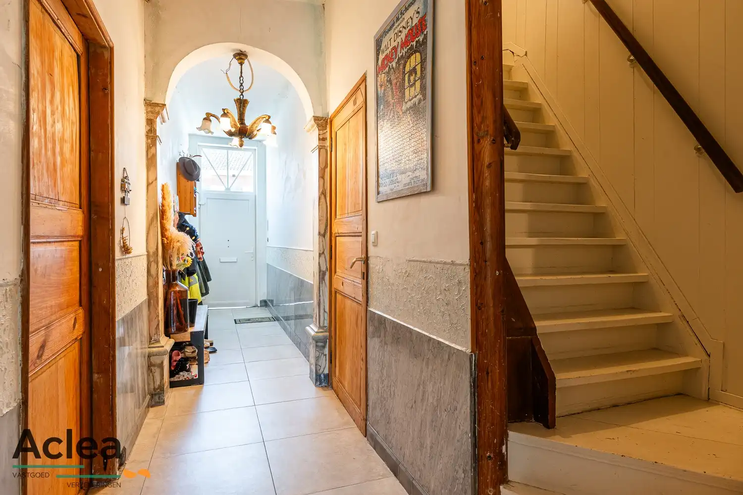 Karaktervolle burgerwoning in Watervliet foto 2