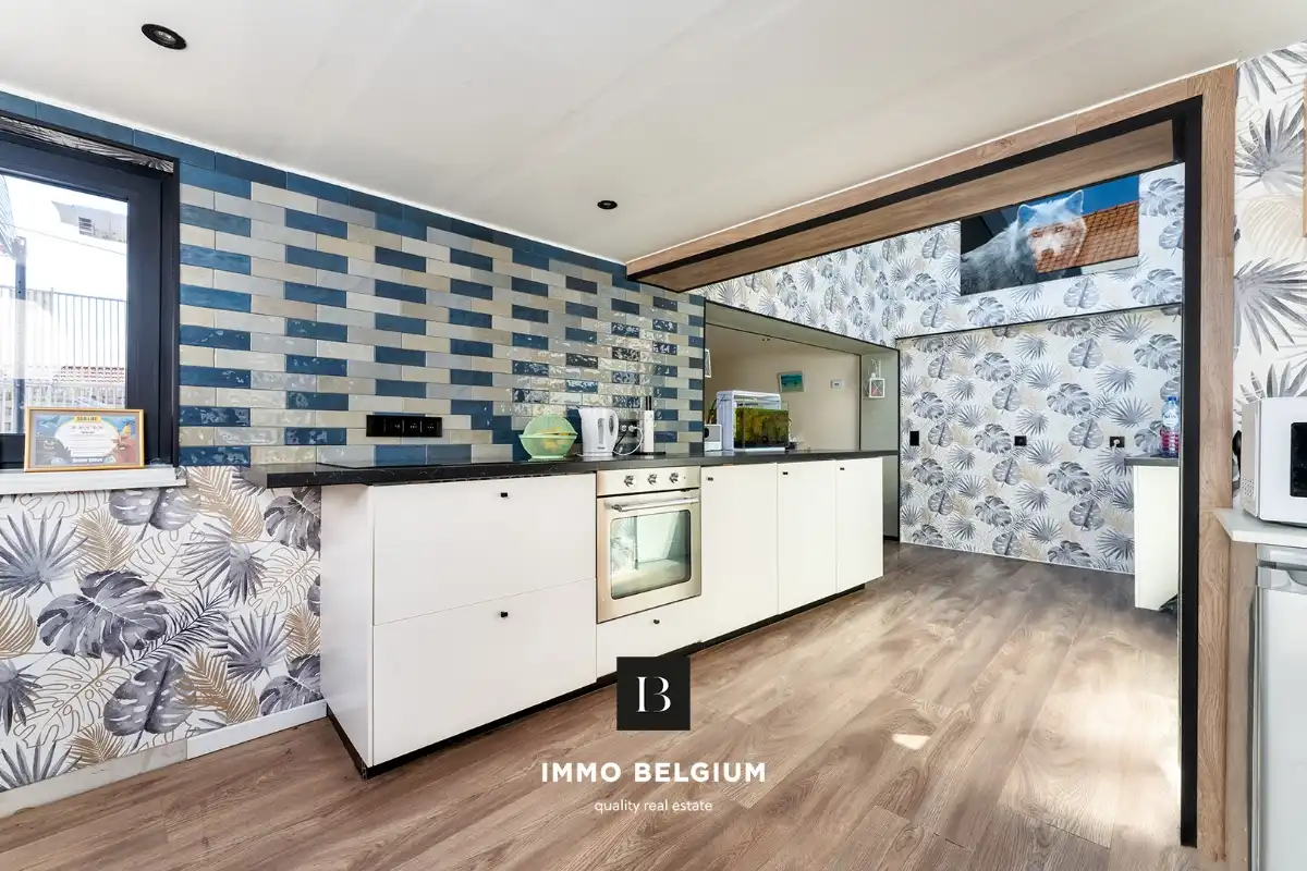 Gerenoveerde woning nabij het strand van de Vosseslag foto 10