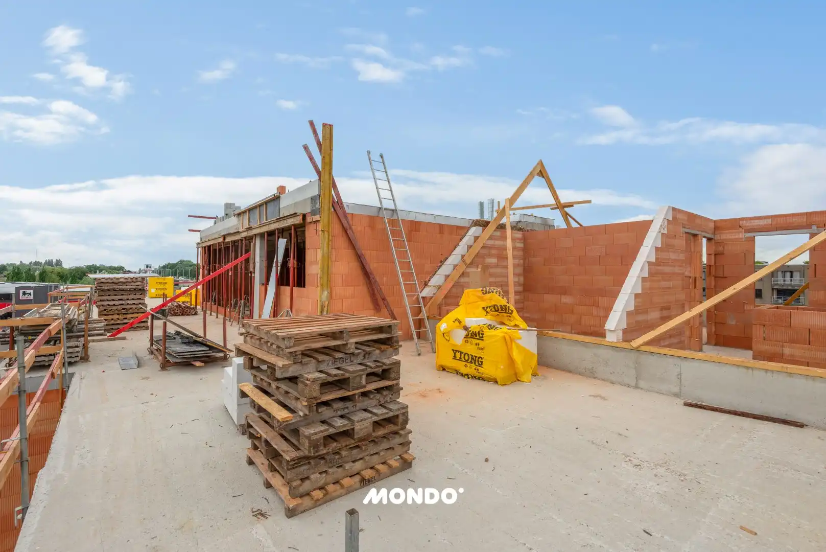 Penthouse met 2 slaapkamers en enorm terras te Boom. foto 13