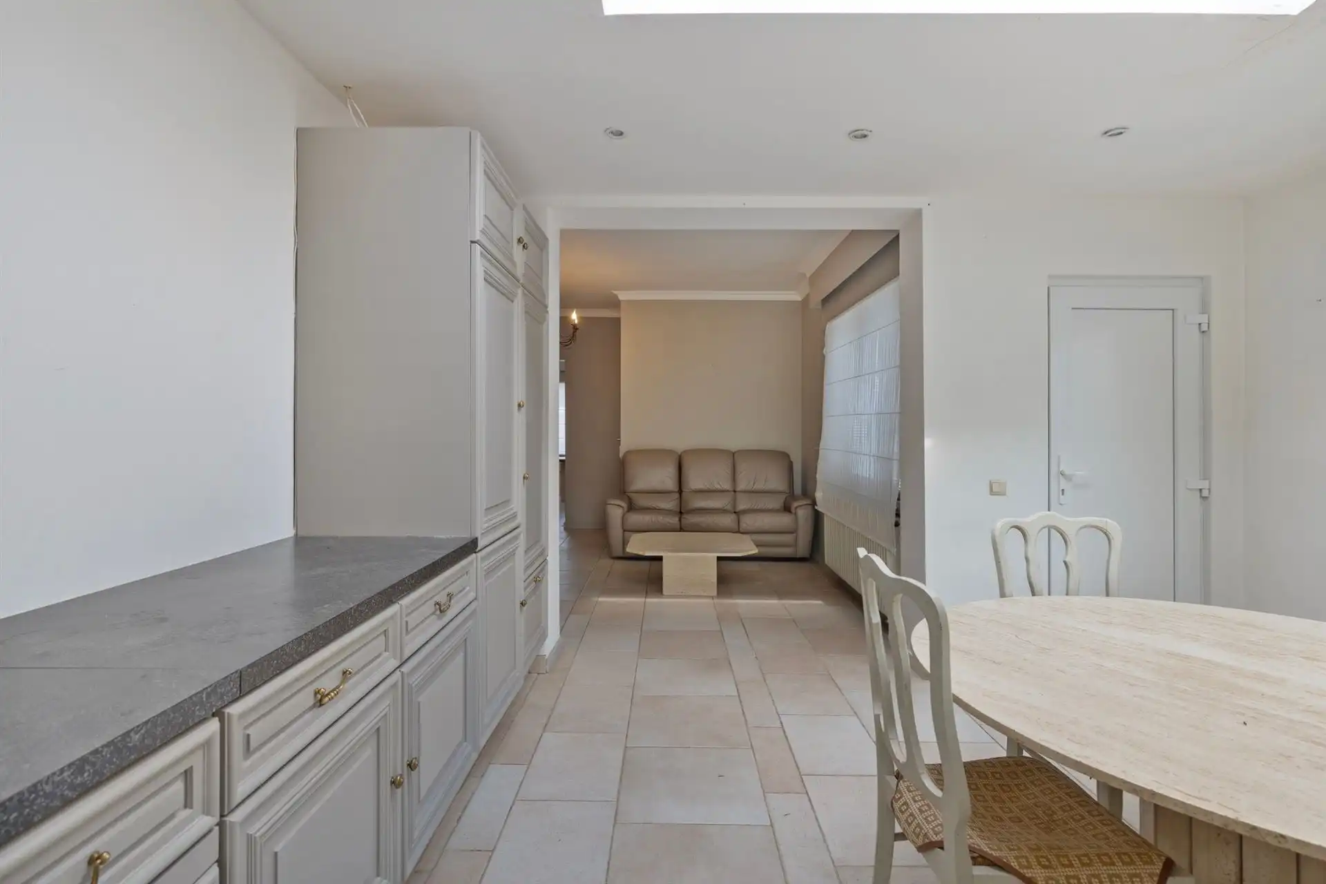 Ruime halfopen bebouwing (3 slpks), terras en tuin foto 12