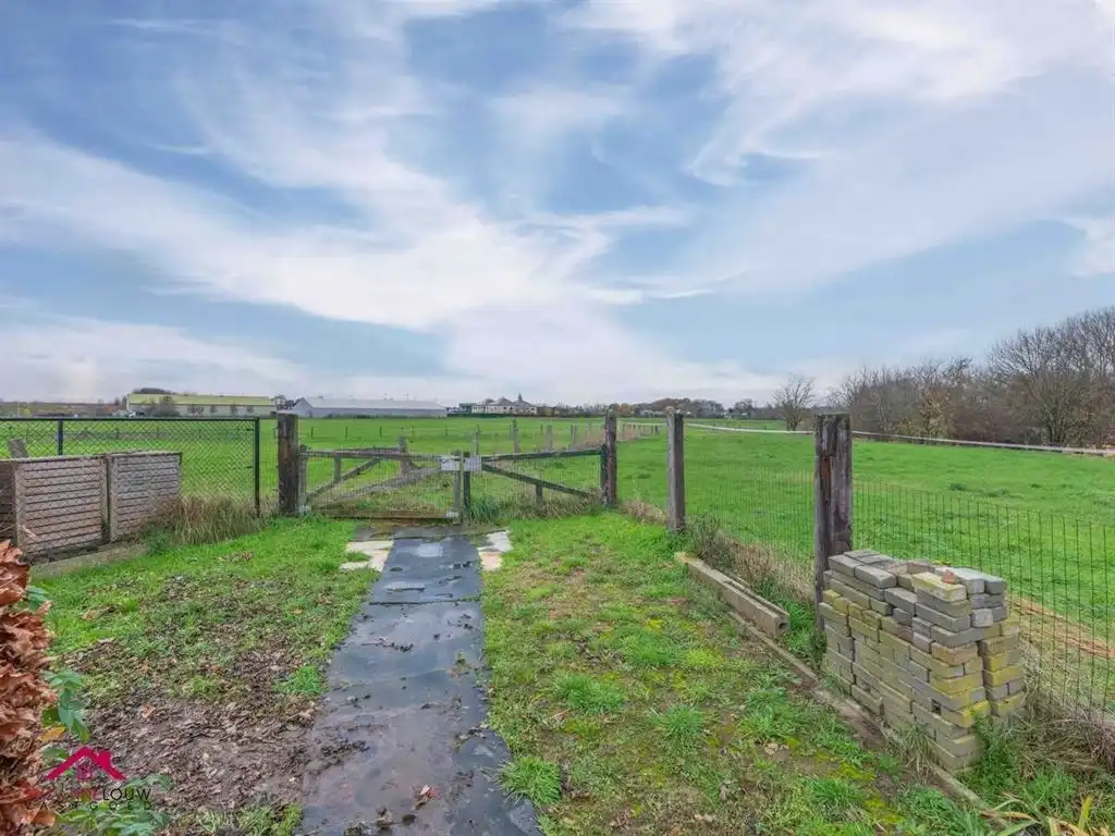 Verrassend ruime en gezellige, instapklare vrijstaande woning met paardenstal foto 10