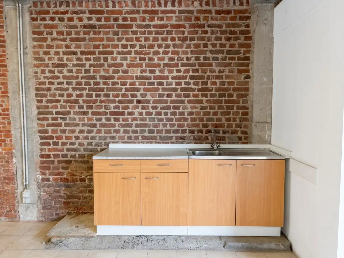 Magazijn van 220m² op commercieel centrum Pottelberg foto 6