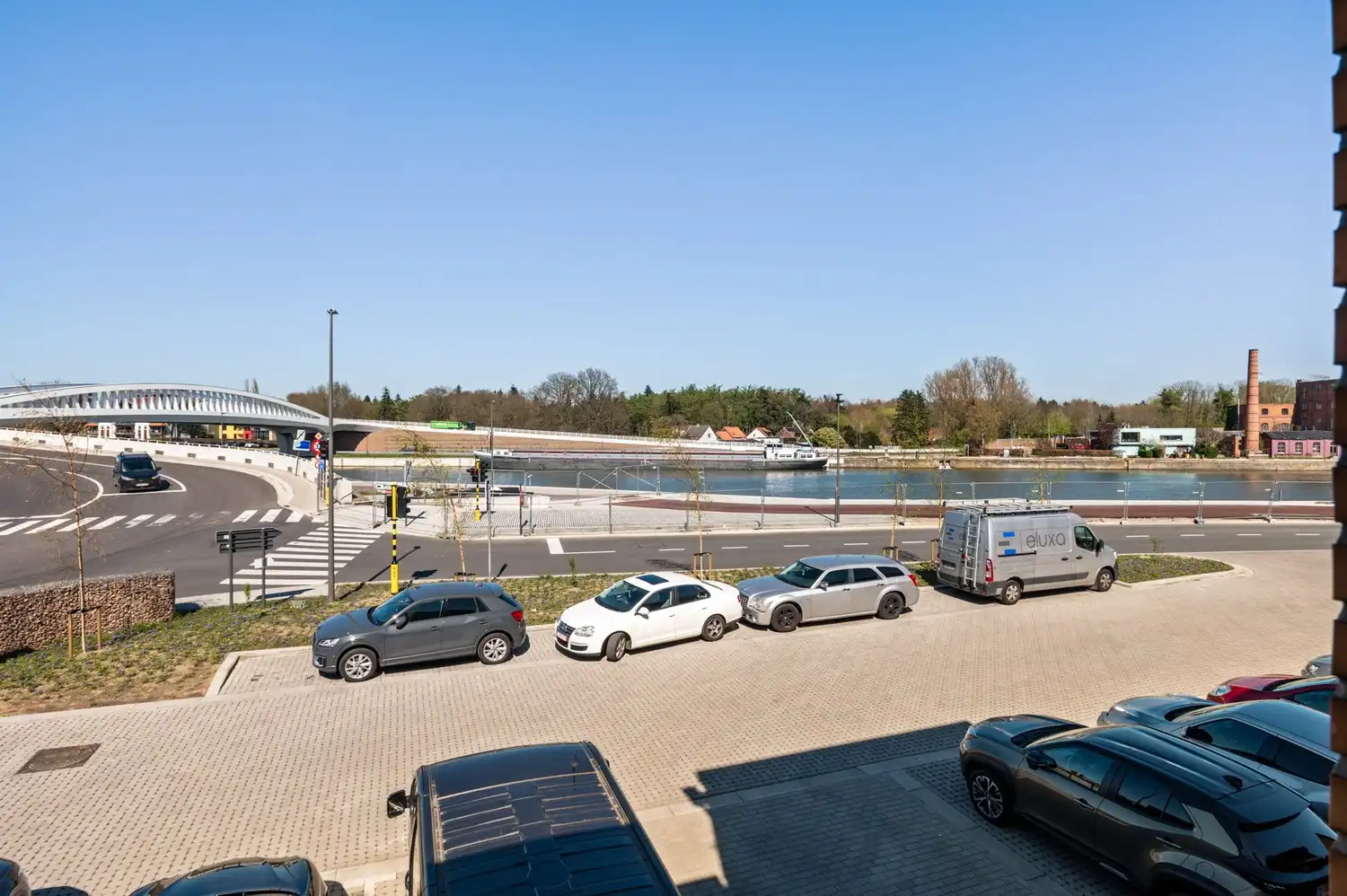 Instapklare gezinswoning met 3 slaapkamers en tuin in Wijnegem foto 14