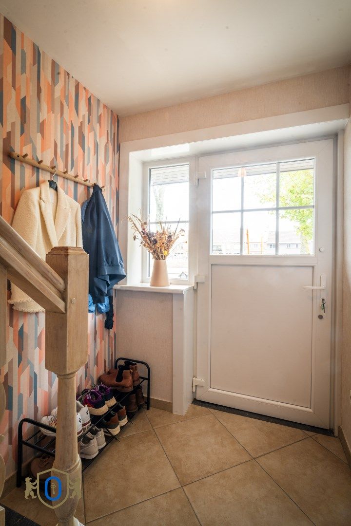 Charmante tussenwoning met tuin foto 3