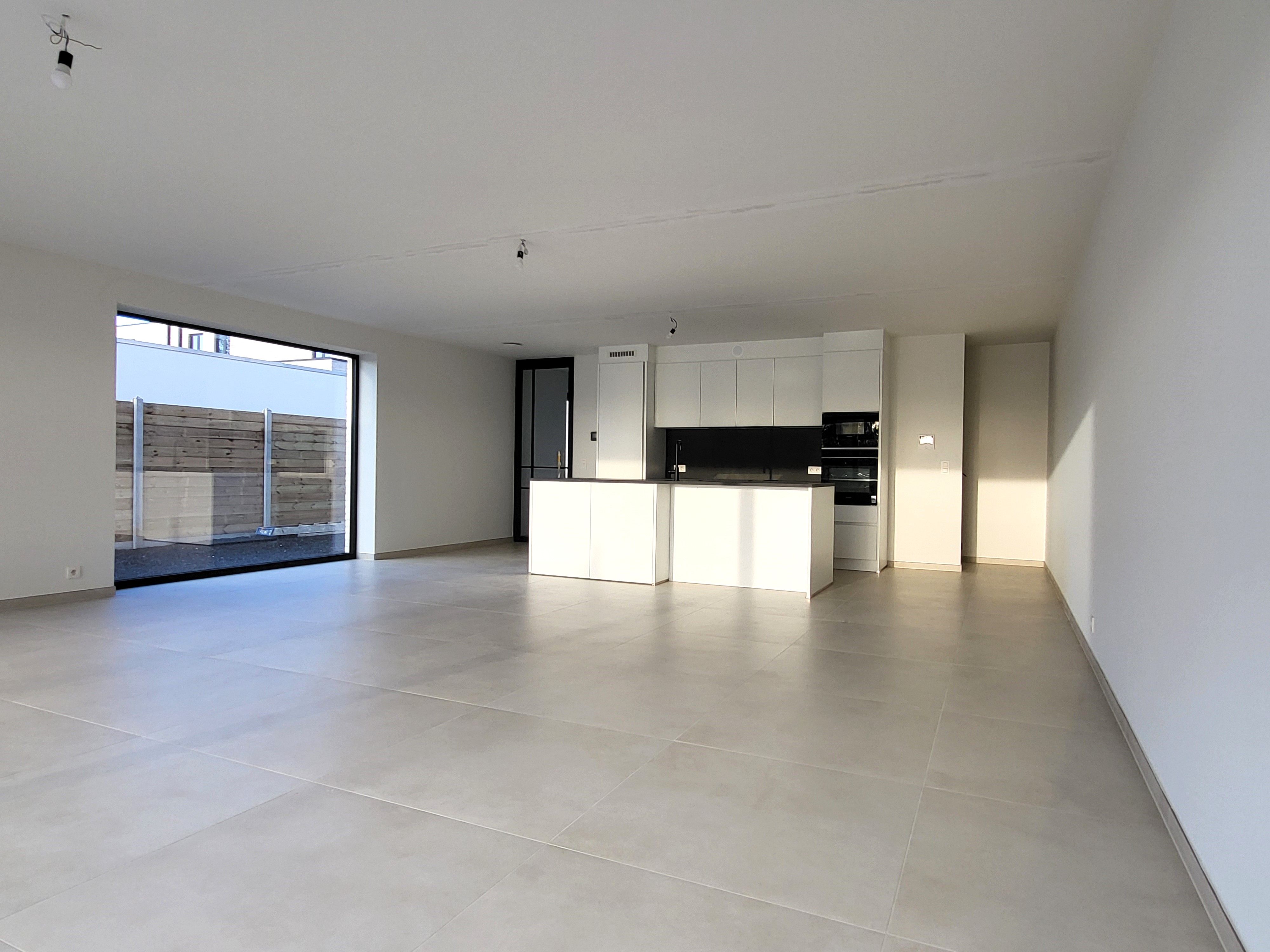 Woning 4 is een halfopen bebouwing  foto 16