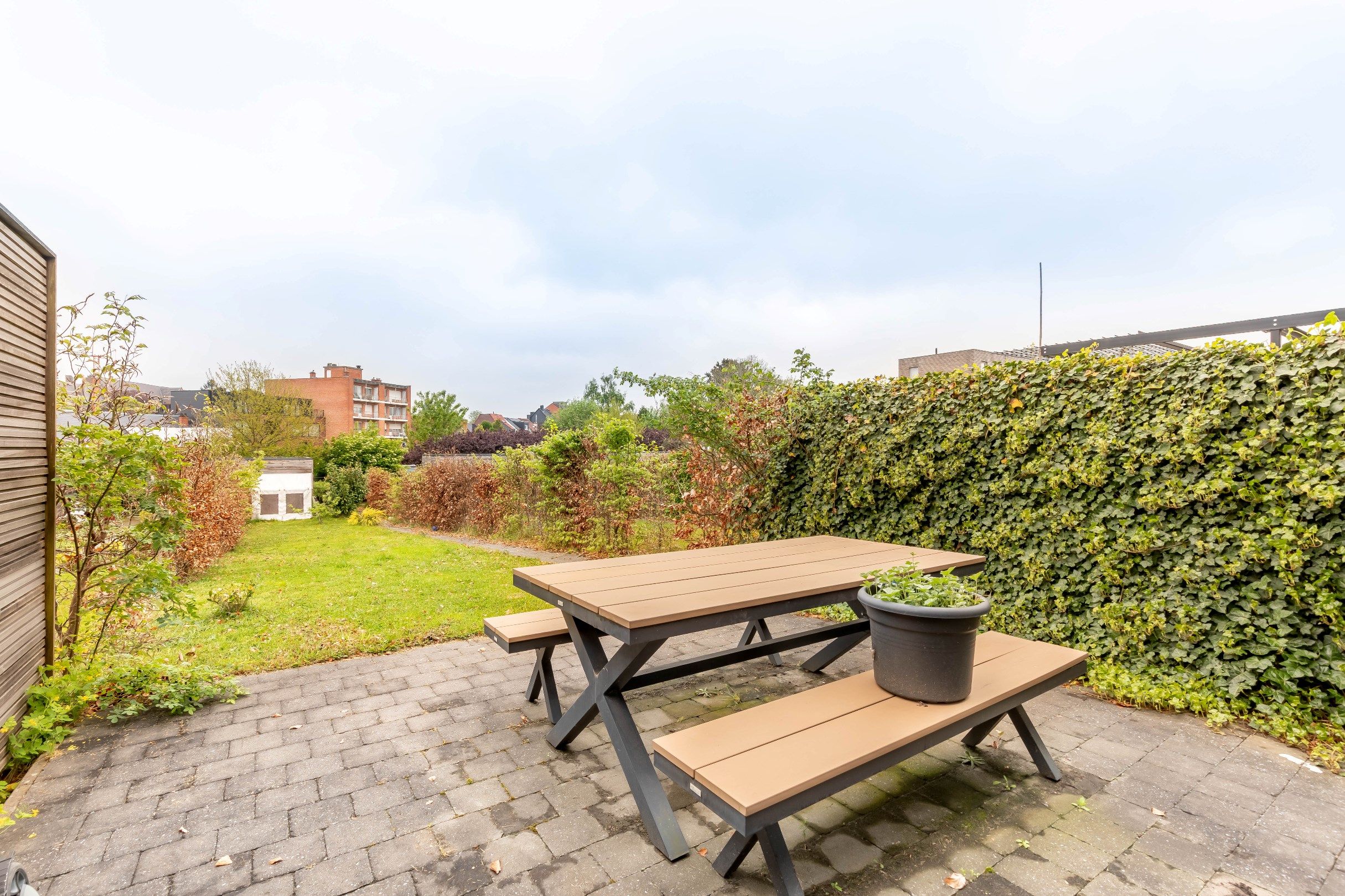 Leuke rijwoning op toplocatie! foto 3