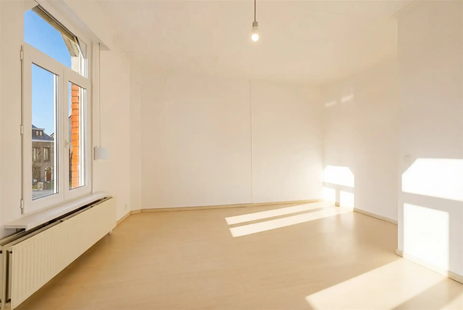 Instapklare woning met 2 slks en tuin foto 10