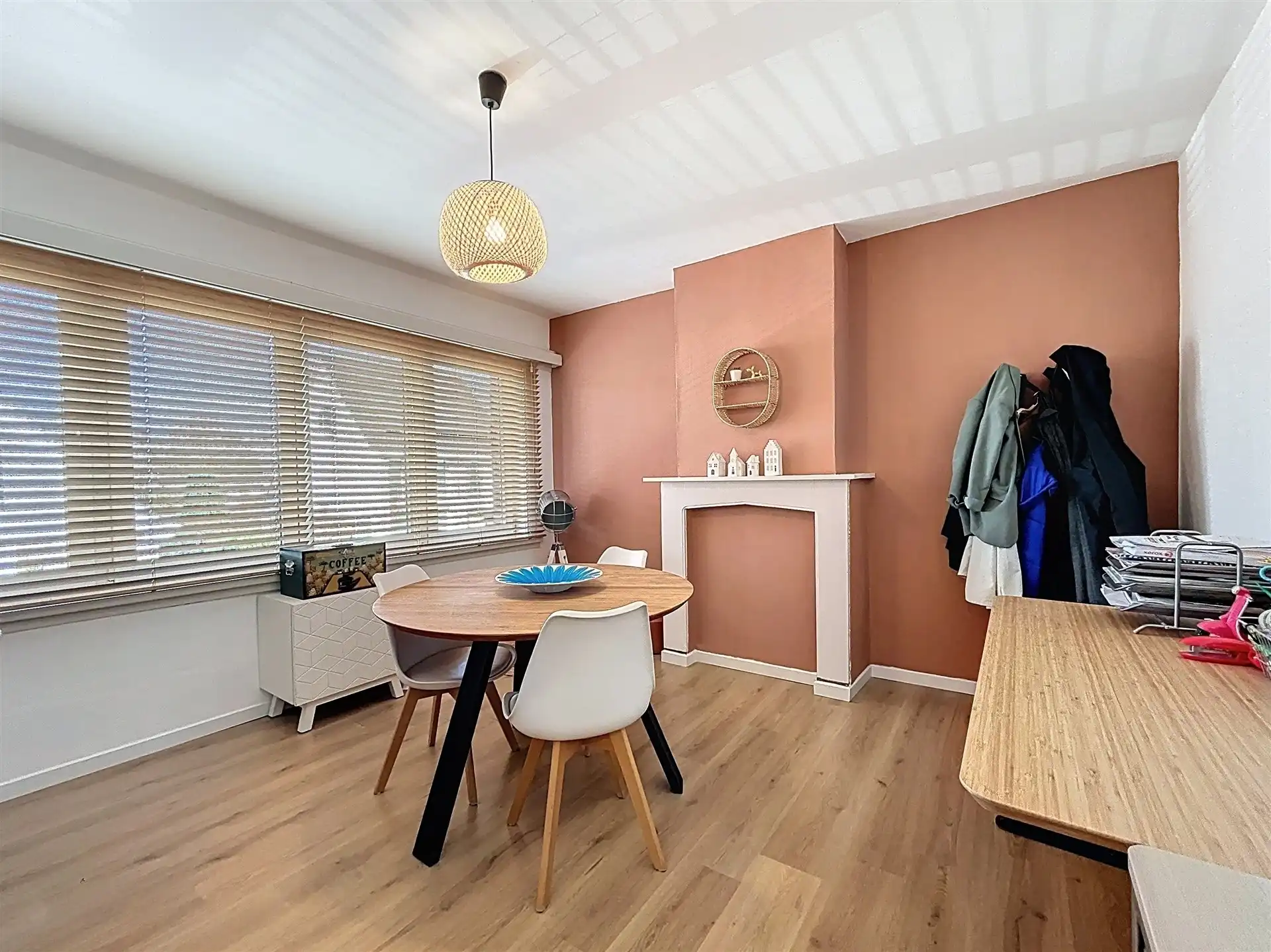 instapklare gezinswoning met 5 slaapkamers en half open karakter op perceel van 240m² foto 14