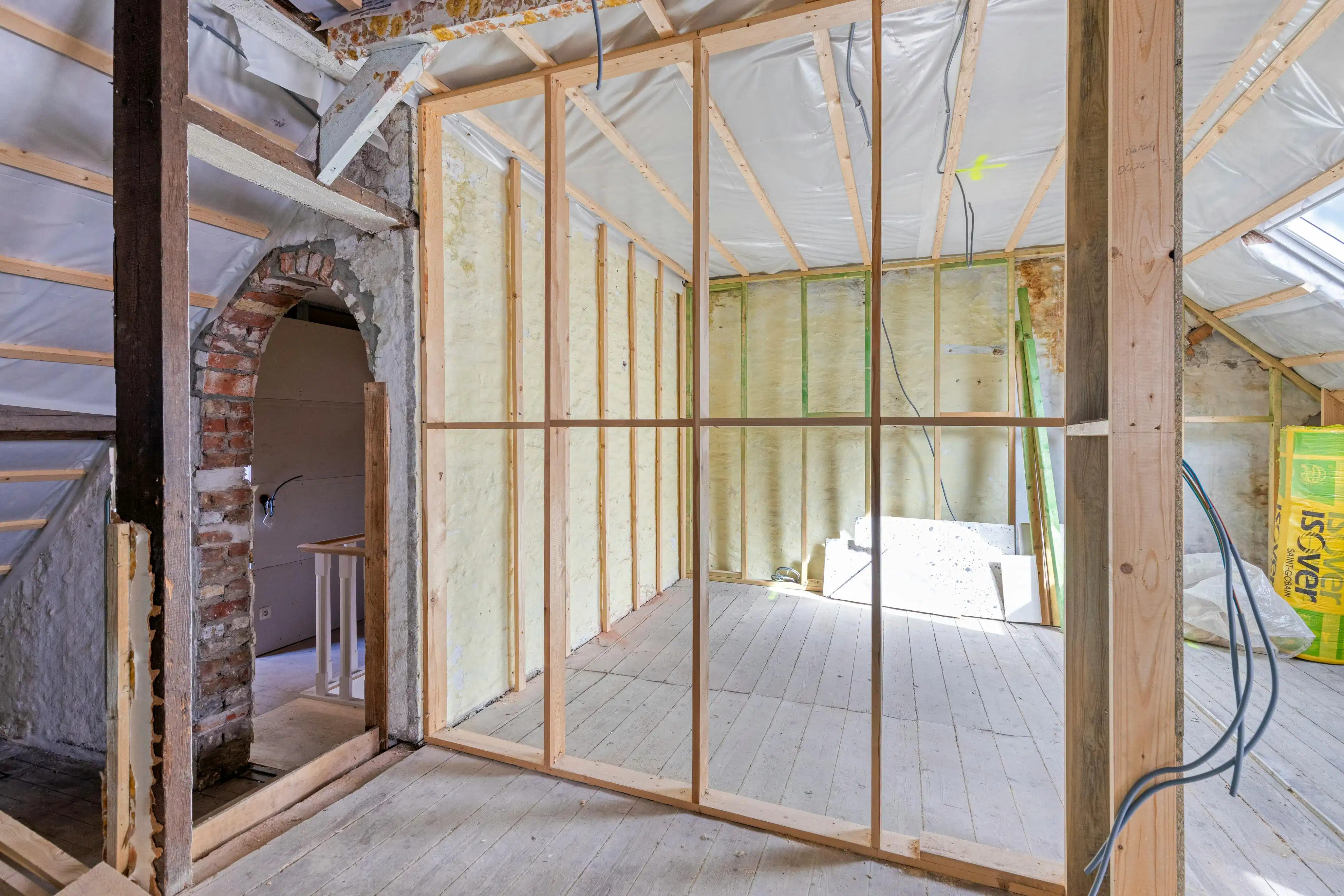 Verder te renoveren woning met tuin en garage in Adinkerke. foto 21