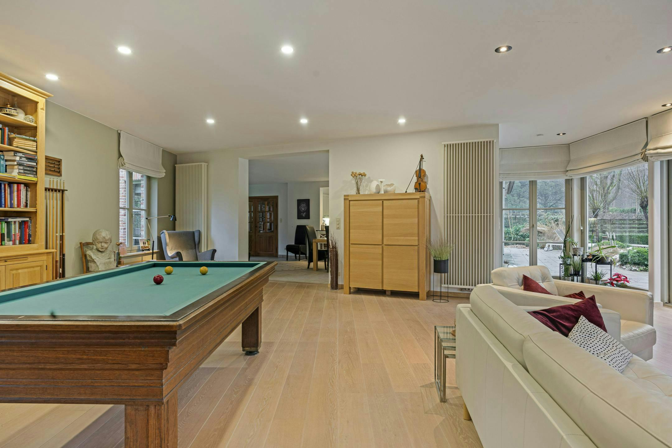 Prachtige villa op toplocatie in Bierghes. foto 7