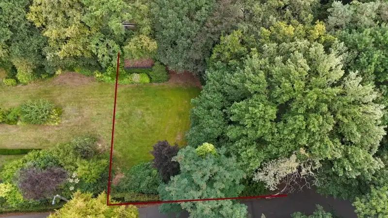 Zeer mooi gelegen bouwgrond 8 are open bebouwing - breedte 25 meter foto 6