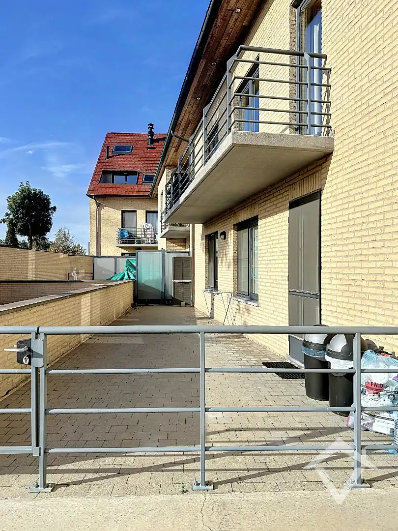 Gelijkvloers appartement met 3 slaapkamers en garage in Koekelare foto 17