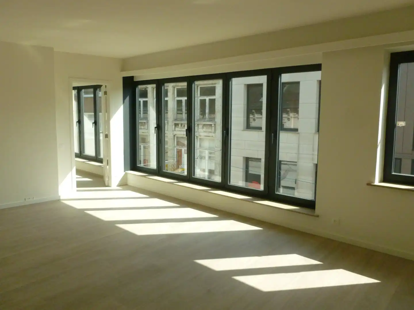 Totaal gerenov. app. centrum Diest 3 slpkrs foto 2