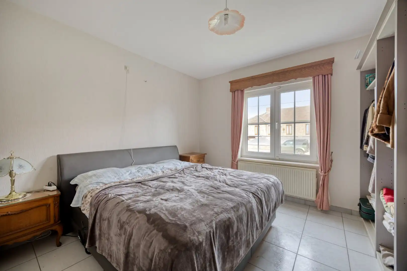 Ruime landelijke woning met tuin en weide op mooi perceel van 21a22ca foto 8