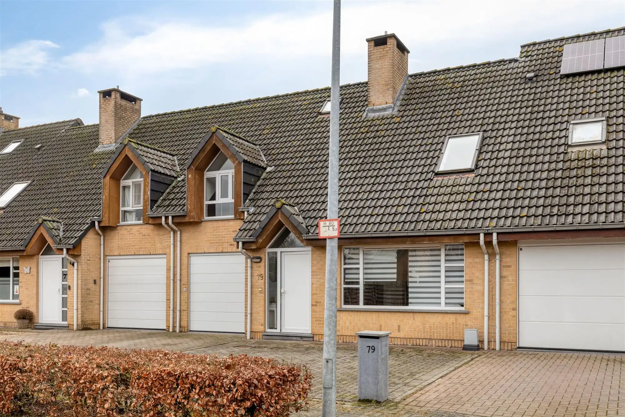 Gezinswoning met garage en mogelijkheid tot 4 slaapkamers  foto 4