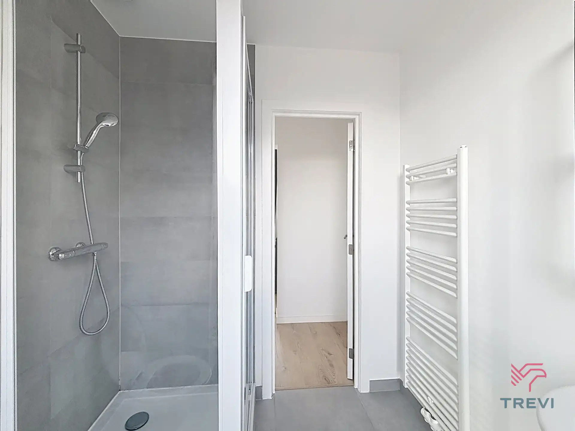 Mooie woning met 4 slaapkamers !  foto 15