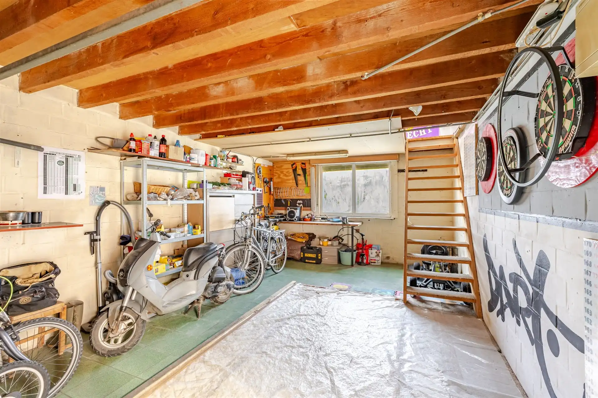 Te renoveren woning met garage en polyvalente ruimte foto 19