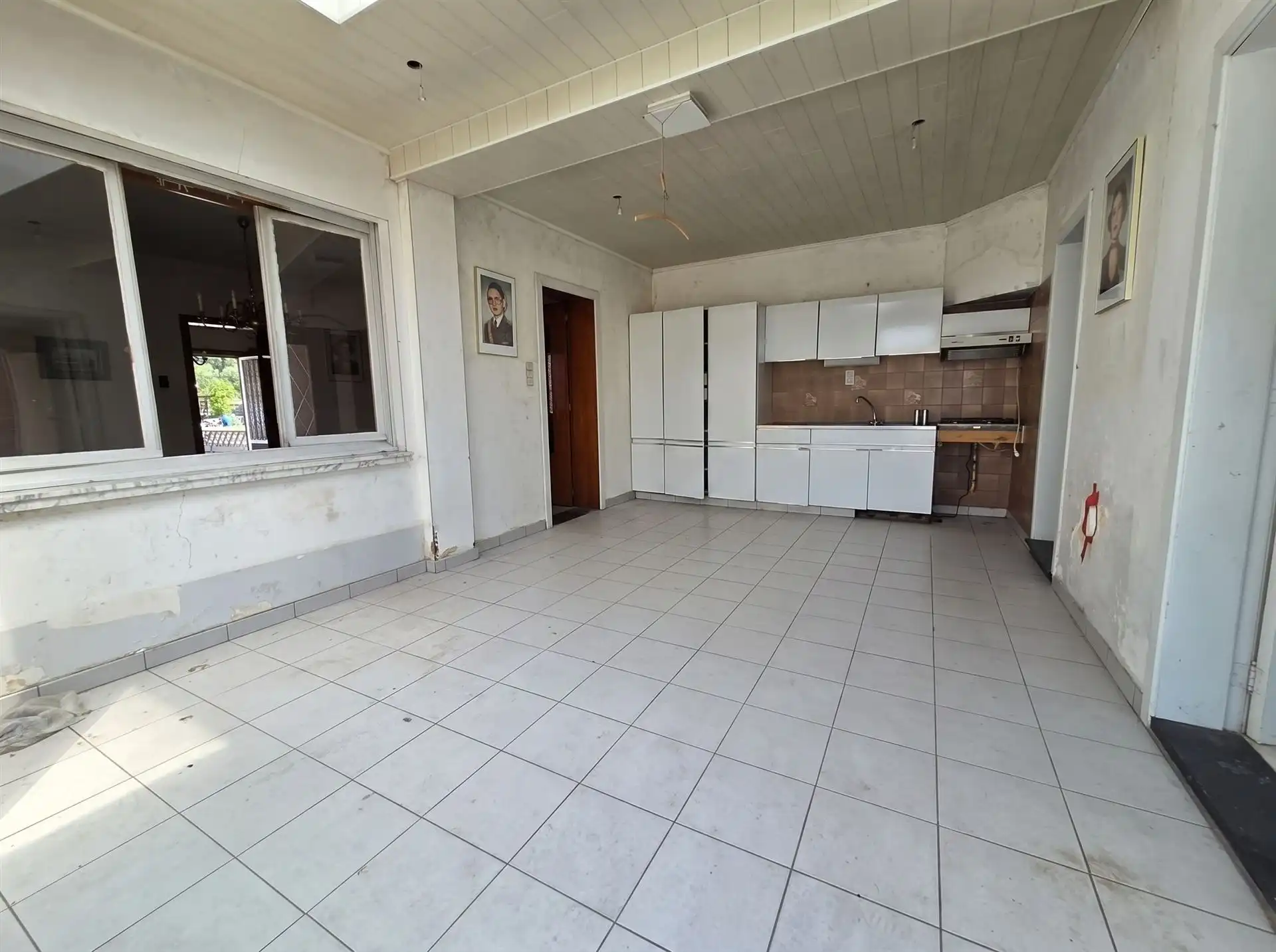 Te renoveren woning, rustig gelegen op een zuidgericht perceel van 581m² foto 7