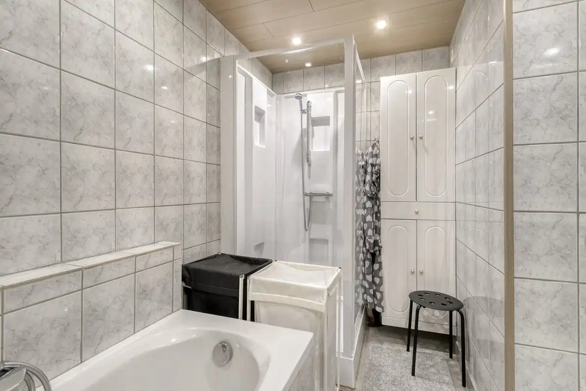 Instapklaar huis met 3 slaapkamers in centrum Assebroek  foto 11