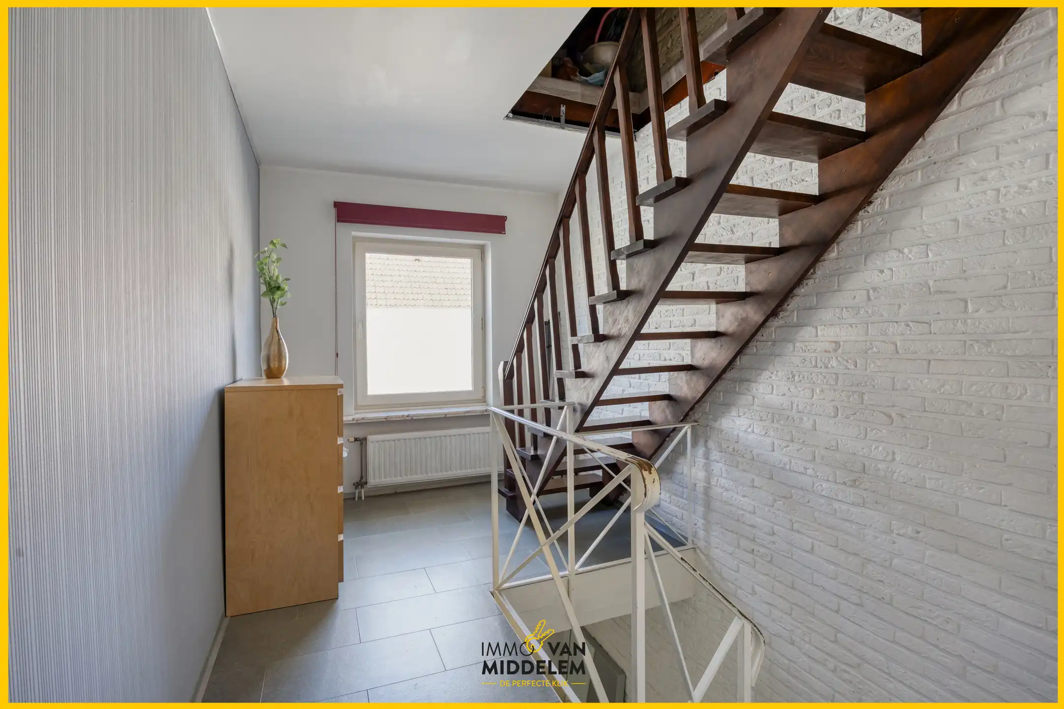RUIME WONING MET 5 KAMERS, TERRAS, TUIN & PARKING foto 15
