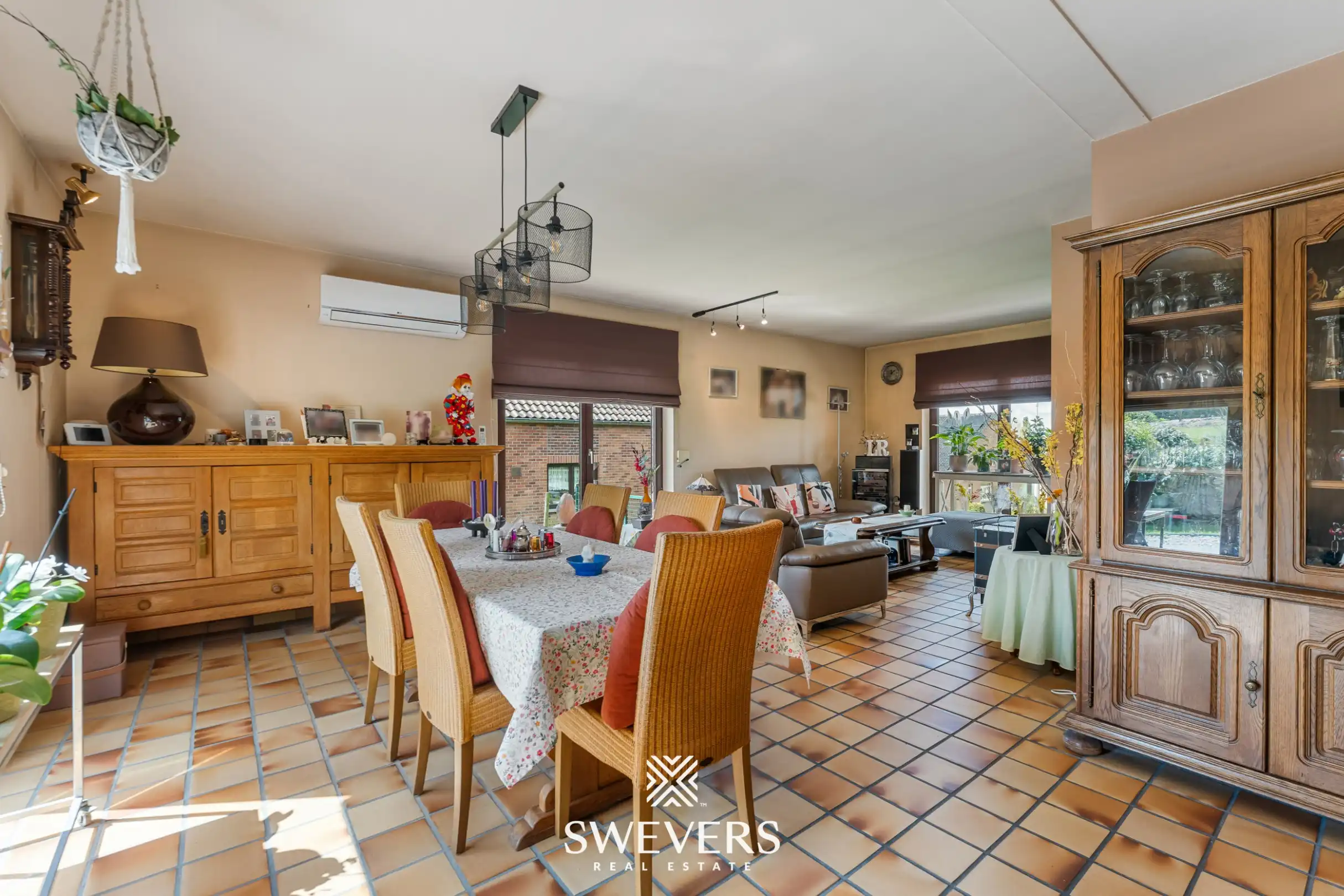 Woonst met 6 slaapkamers en verzicht te Borgloon foto 6