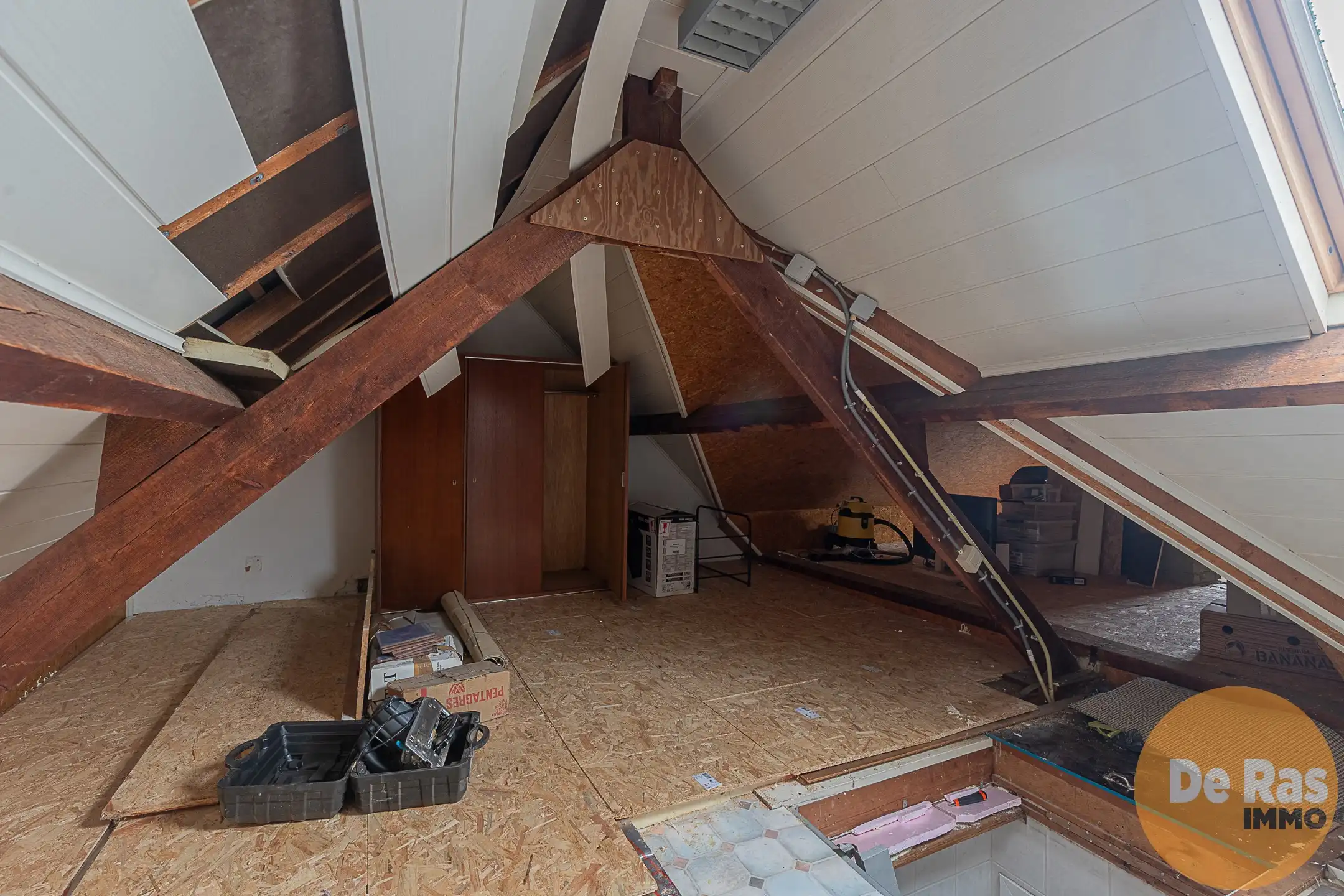 WICHELEN - Leuk gelegen rijwoning met ruime tuinzone foto 13