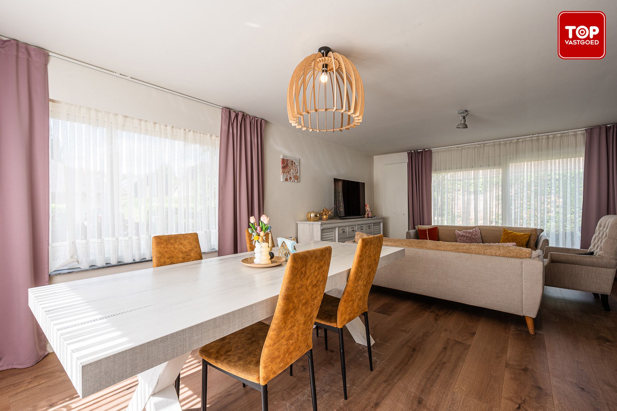 Alleenstaande woning met 3 slaapkamers, 2 badkamers en inpandige garage  foto 5