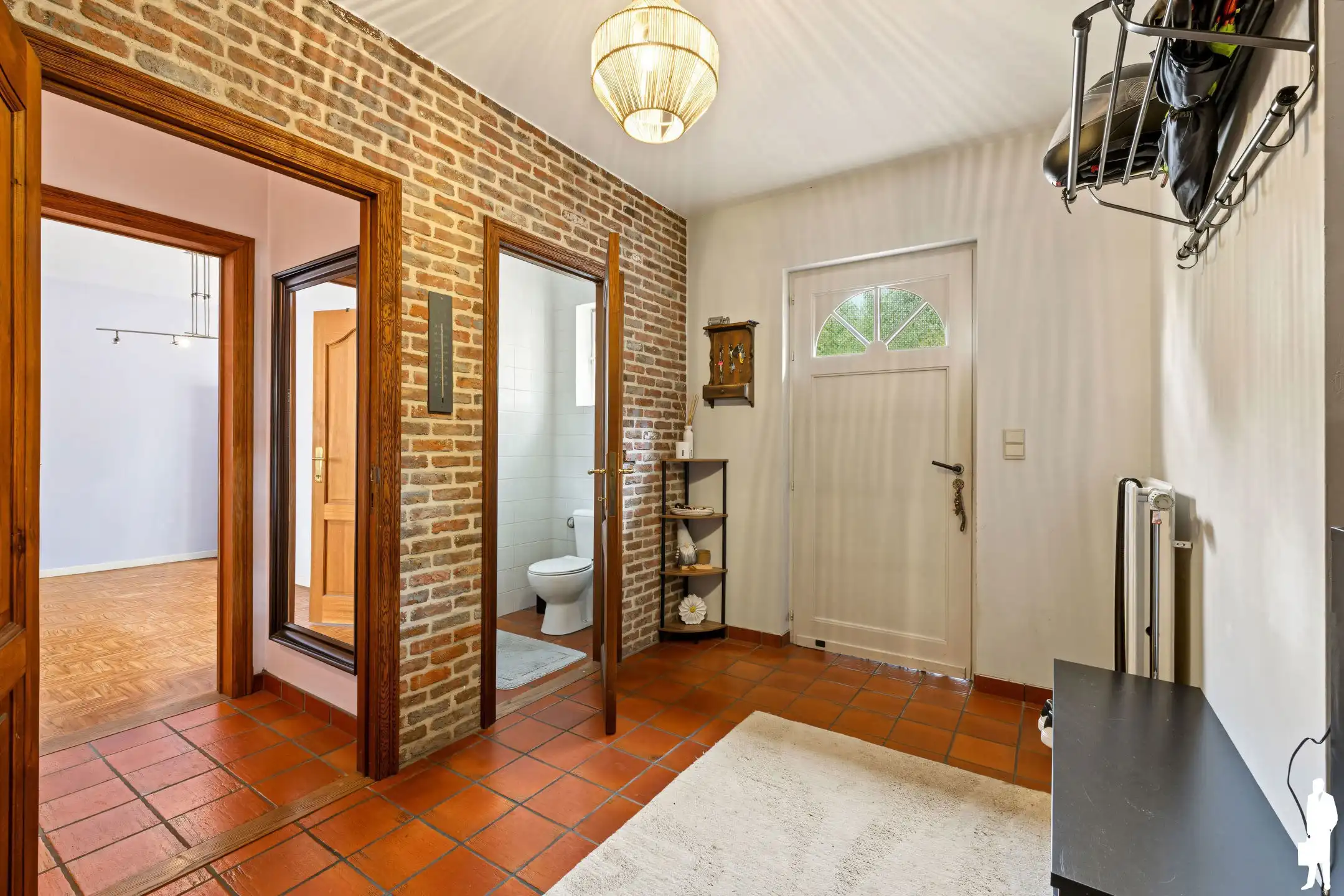 Open bebouwing met 4 slpk, tuin en aparte woonunit te Melsele foto 2
