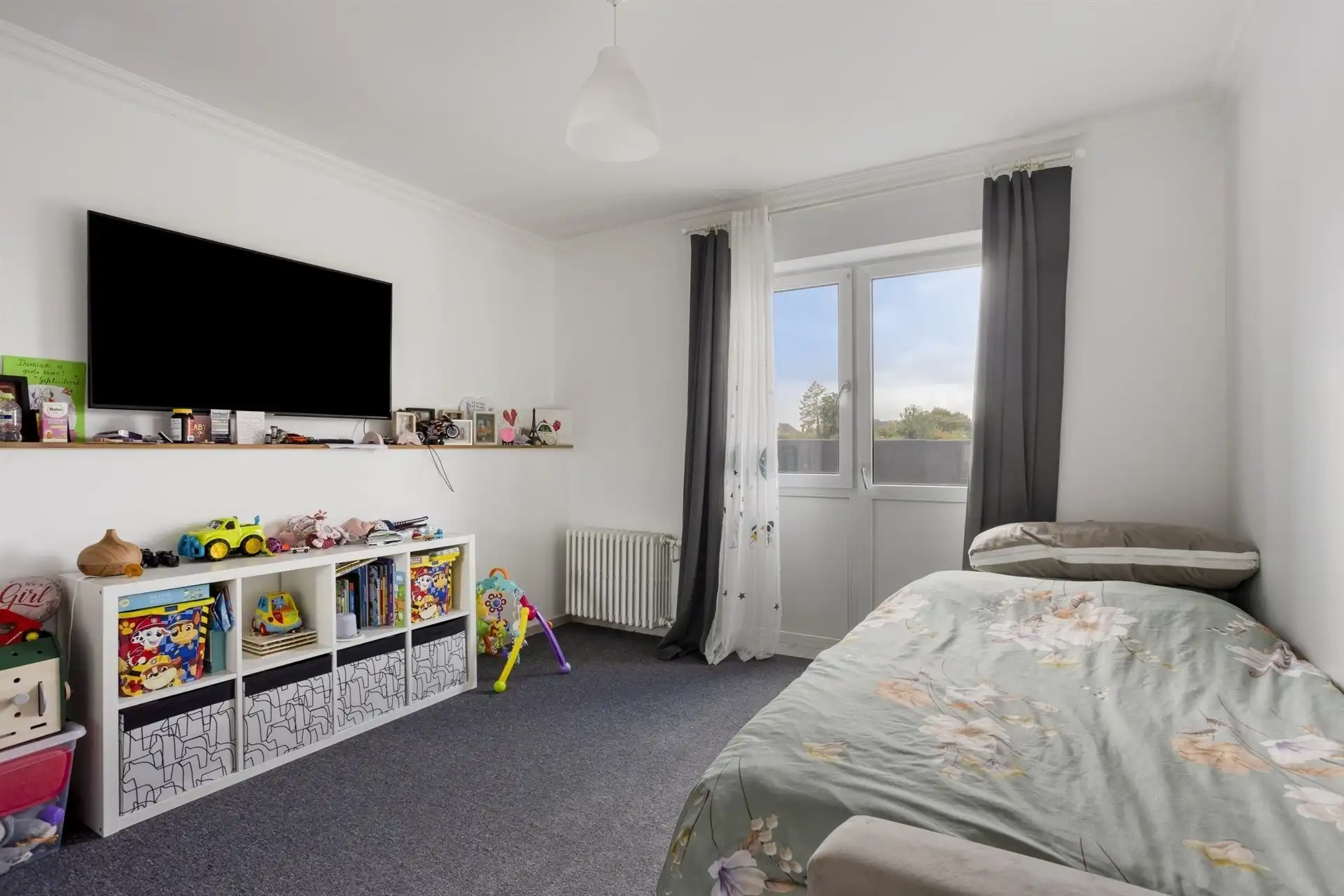 Woning met overvloed aan ruimte en potentieel foto 19