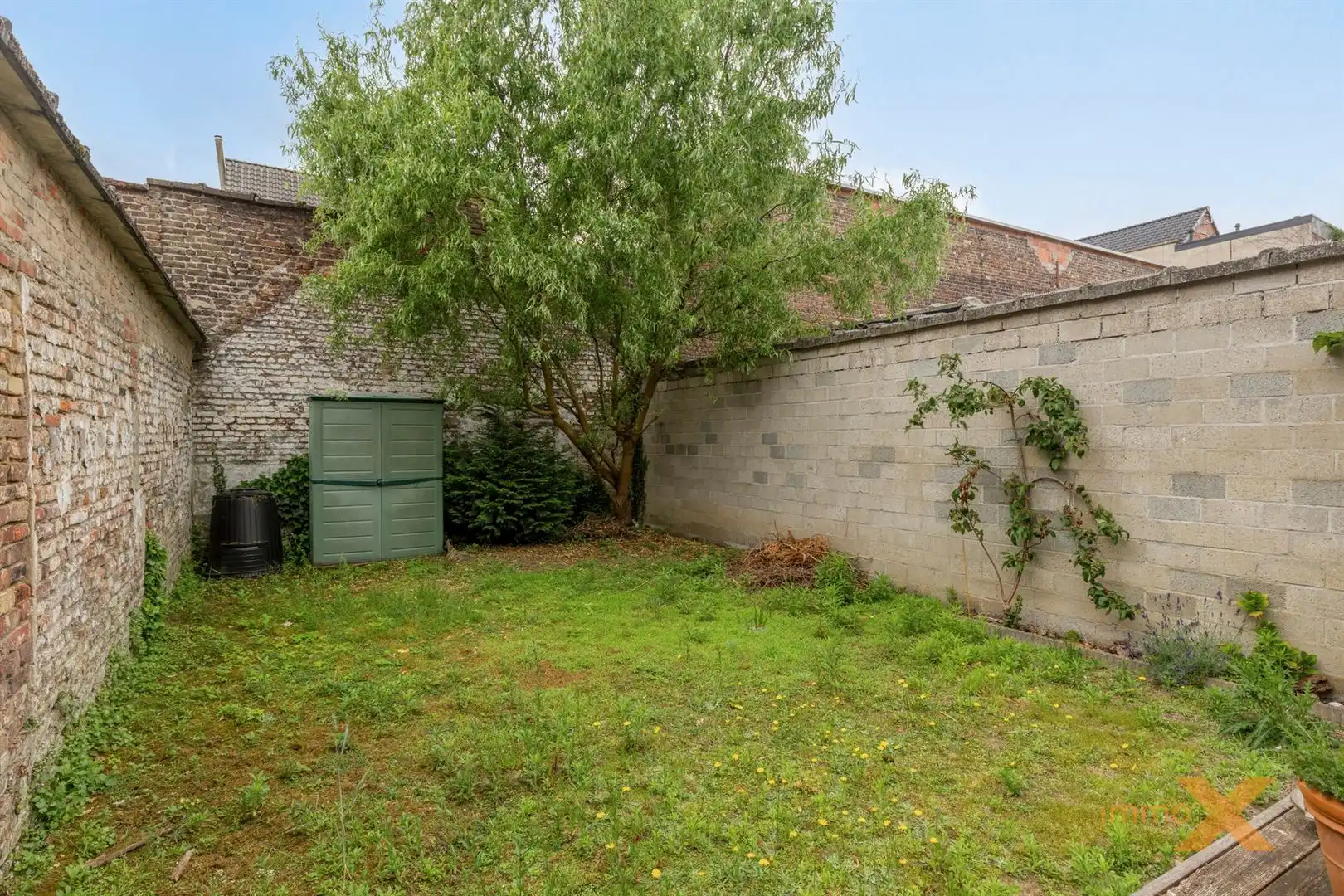 GROTE STADSWONING MET GARAGE EN TUIN foto 29