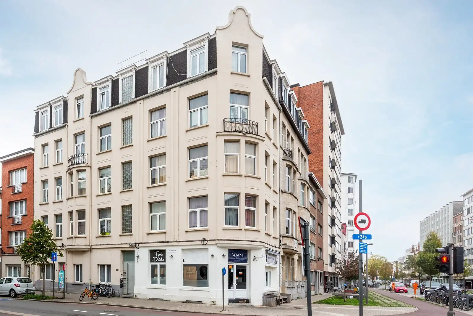 Opbrengsteigendom met 15 units, hoog rendement foto 27