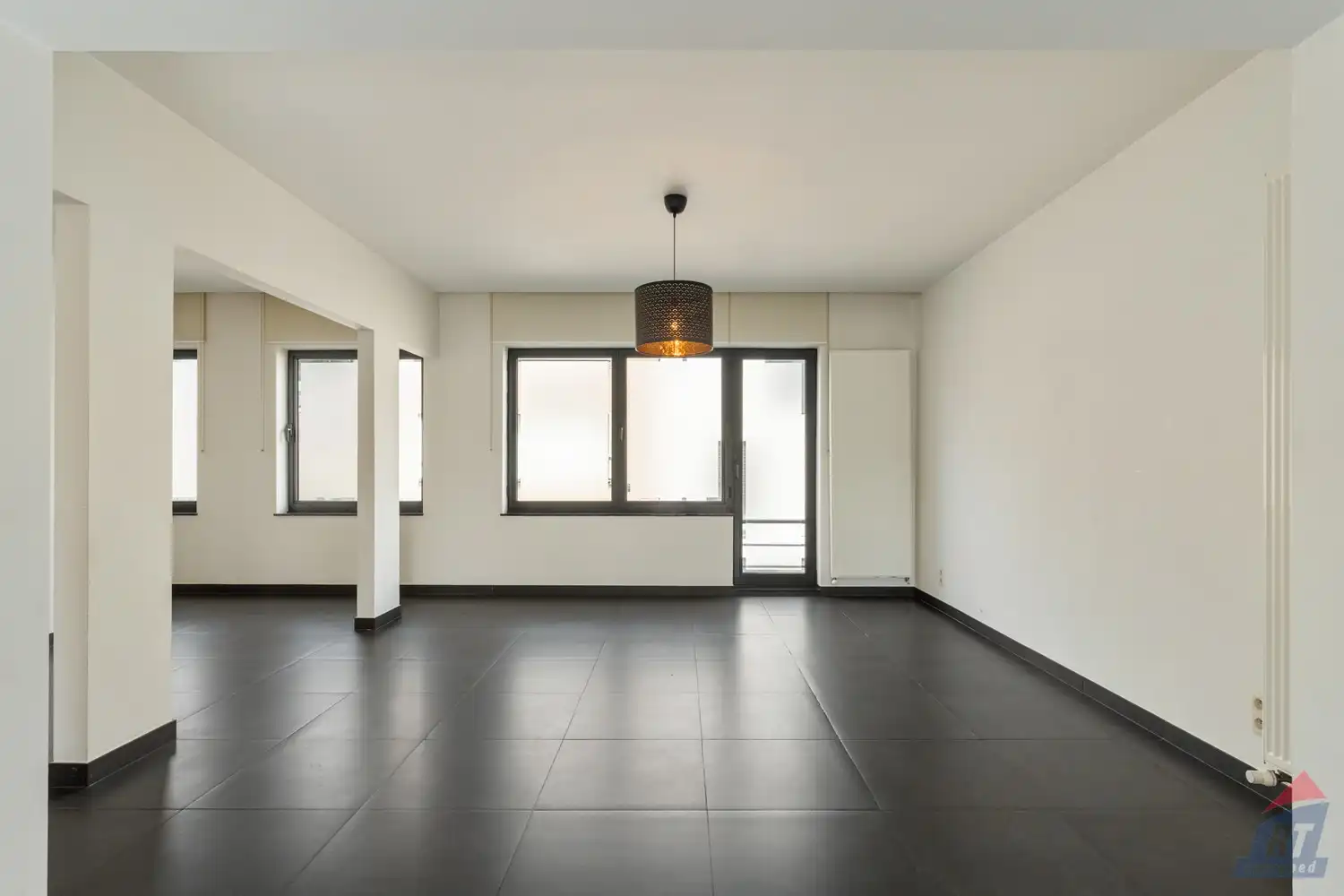 Veelzijdig pand met praktijkruimte en duplex appartement op toplocatie in Sint-Truiden foto 24