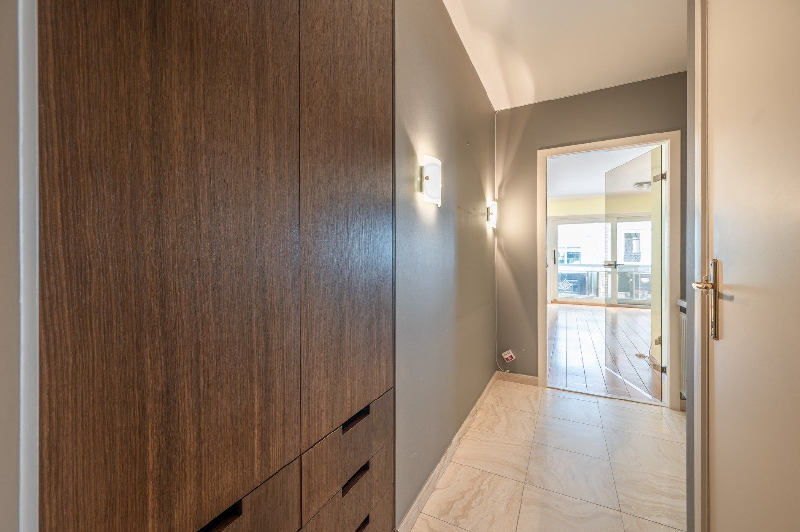 Instapklaar Centraal gelegen appartement foto 5