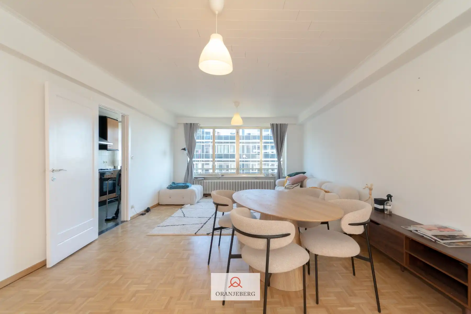 2 slaapkamerappartement met zicht op Zuidpark foto 7