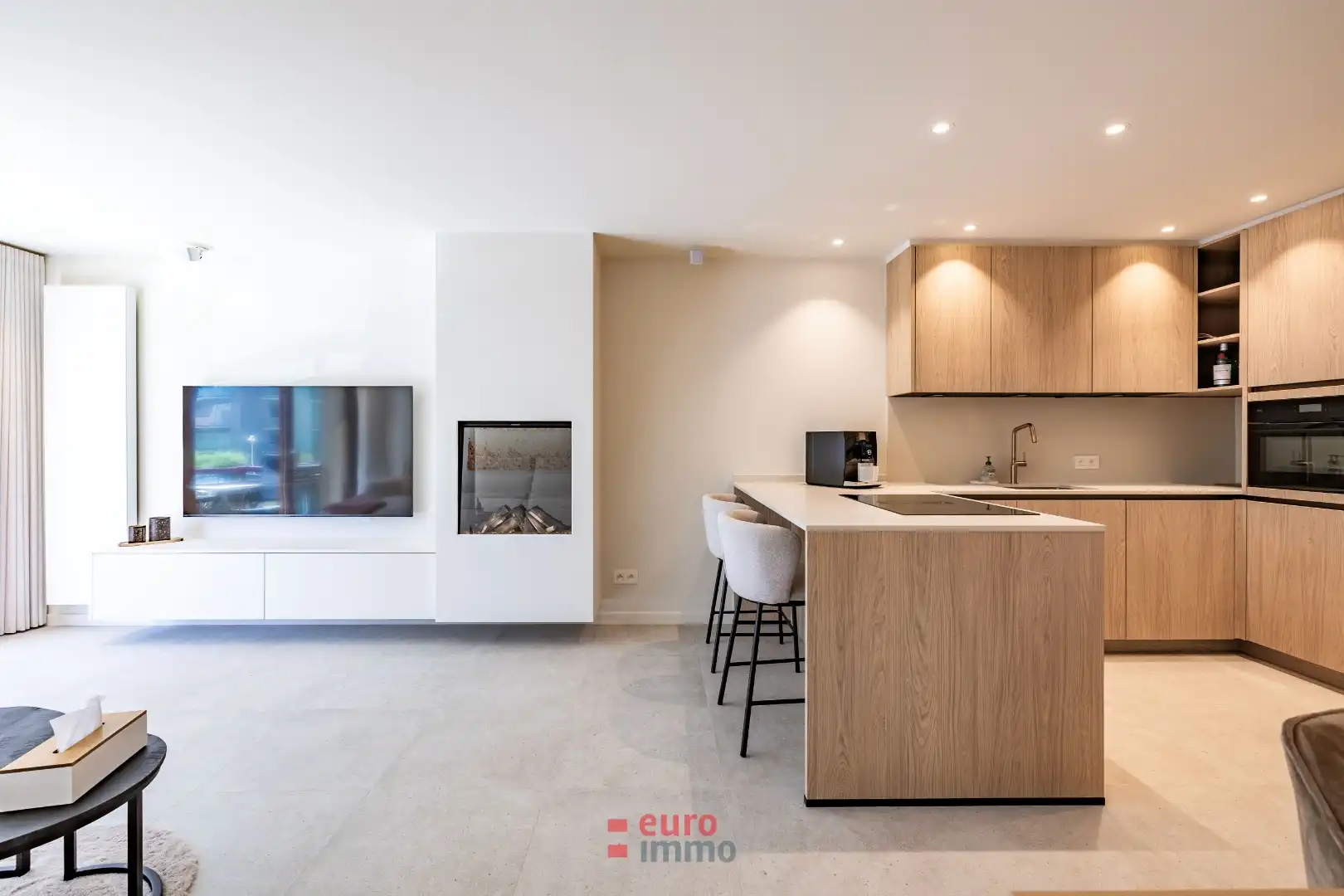 High-end afgewerkte topper met 2 slaapkamers én super groot terras! foto 6