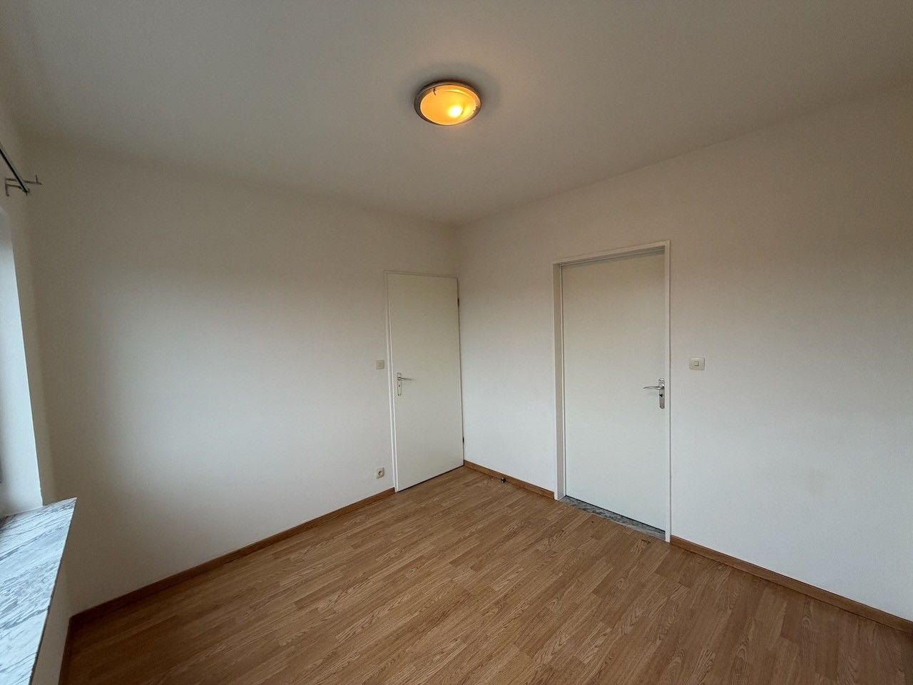 Genk-centrum, Dieplaan 29 bus 28 - Gezellig appartement met 1 slaapkamer (47 m2) en kelderberging. foto 9