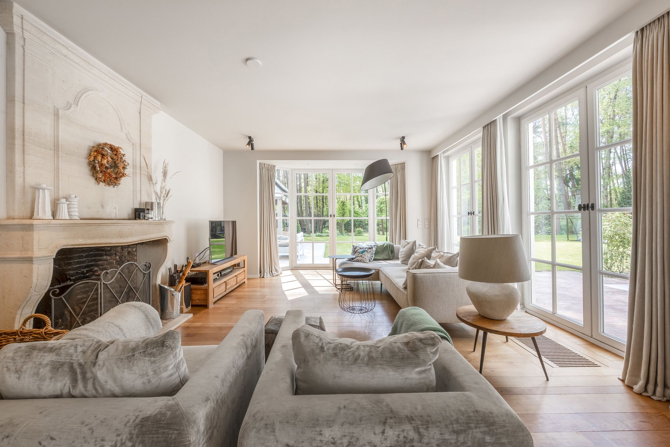Stijlvolle villa met prachtige tuin op royaal perceel foto 10