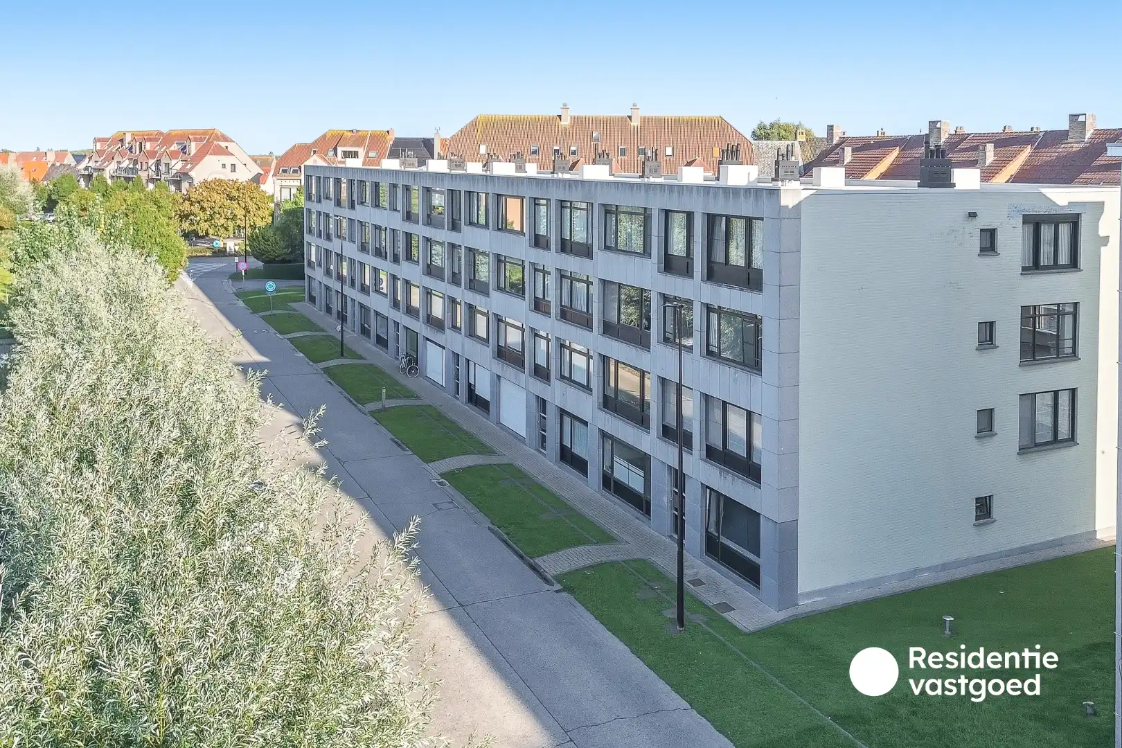 Tweeslaapkamerappartement met privatieve staanplaats nabij het centrum van De Haan foto 15