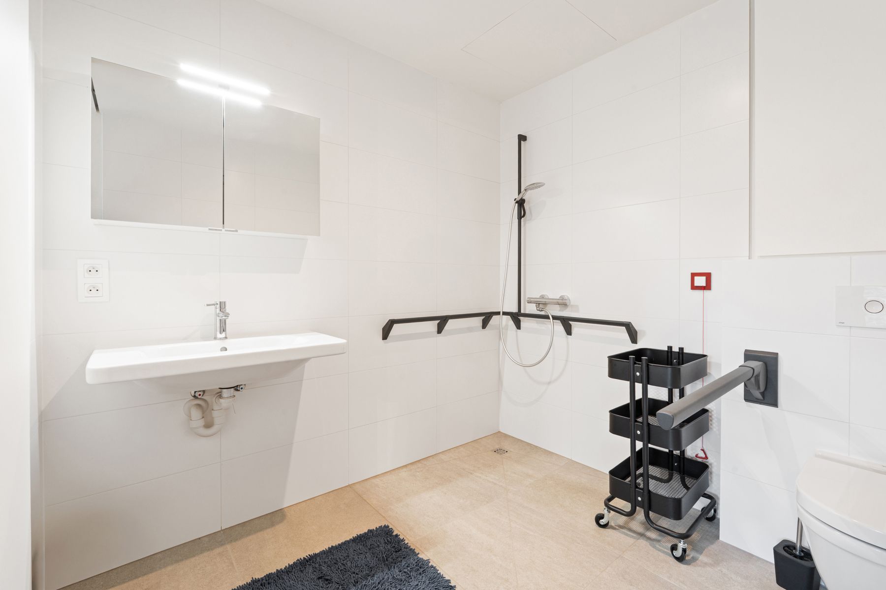 Moderne assistentiewoning met terras foto 8