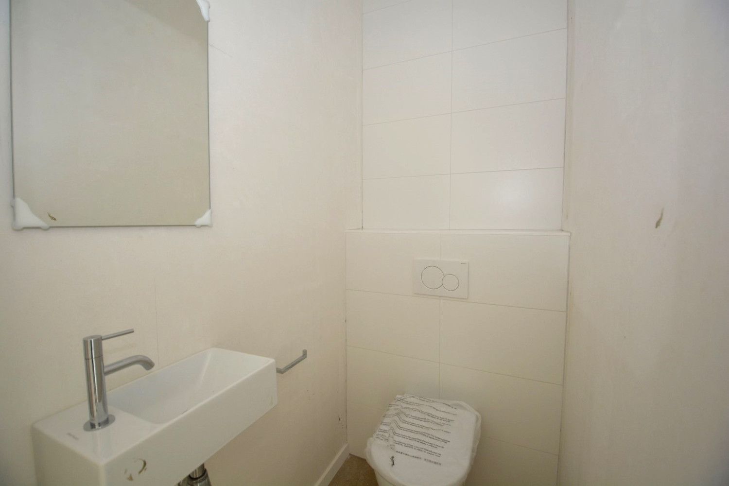 NIEUWBOUWWONING MET 4 SLK, TUIN EN PARKEERPLAATS! foto 12