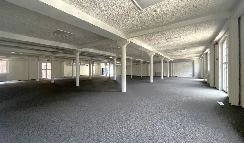 Loftkantoren te huur vlakbij het Eilandje foto 5