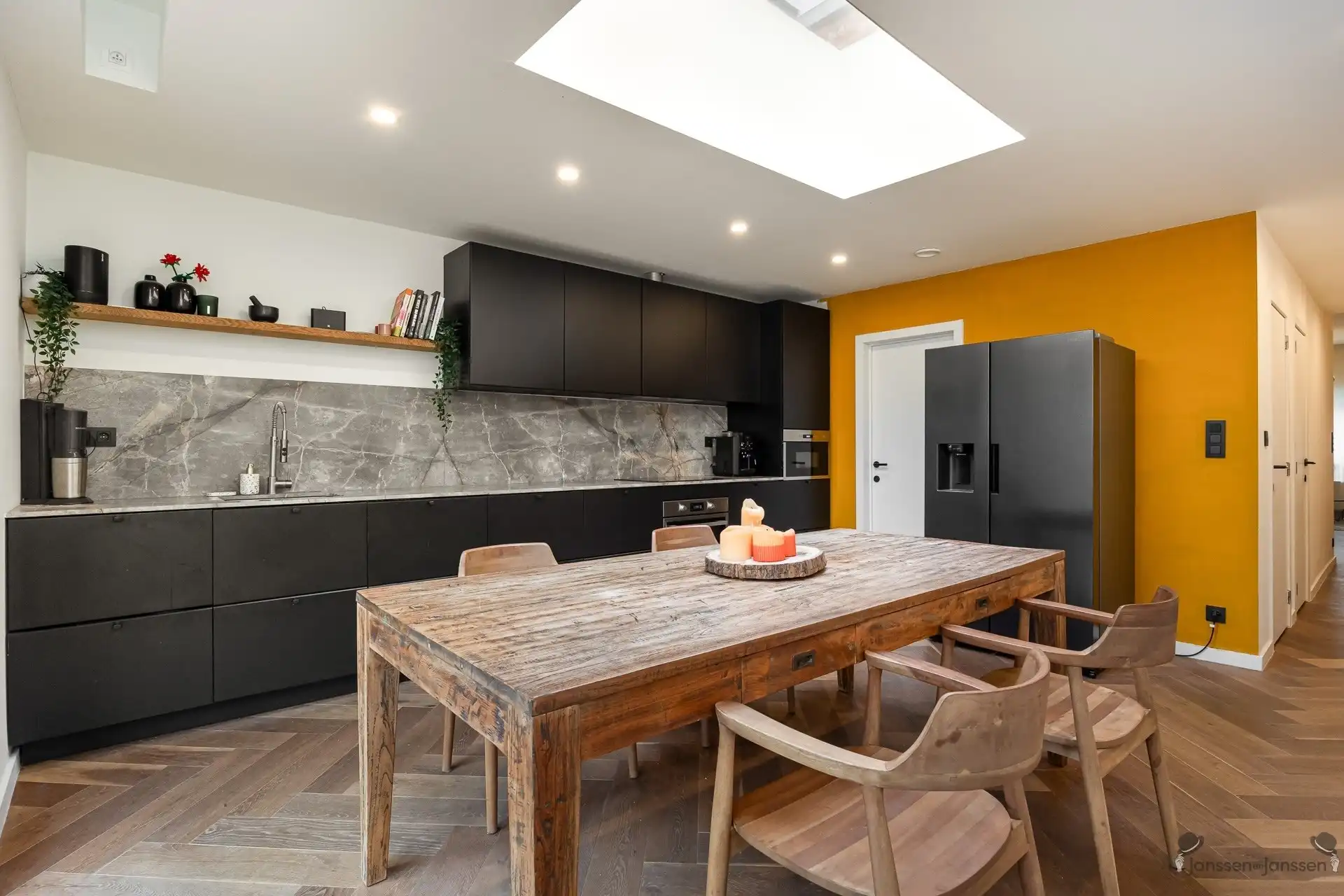 Sfeervolle, instapklare gezinswoning in rustige doodlopende straat met EPC B foto 2